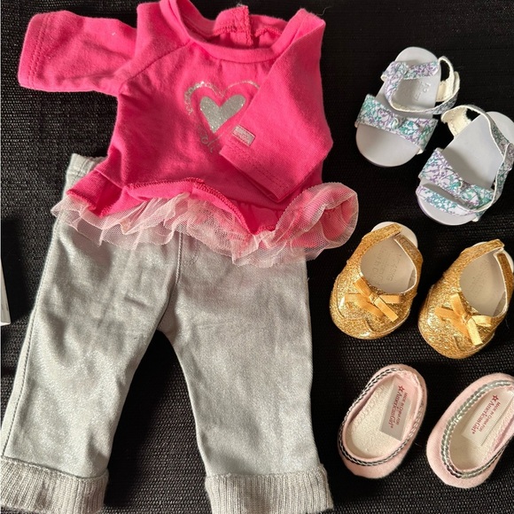 American Girl Doll Lot MOSTLY RETIRED Gracie’s Travel Case Shoes Etc - Picture 4 of 6